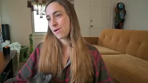 Snapshot of lilithoftrees chatting on 09.20.25 L online show from 09.20.25