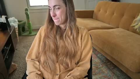 Snapshot of lilithoftrees chatting on 09.21.25 L online show from 09.21.25