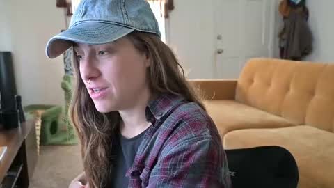 Snapshot of lilithoftrees chatting on 09.25.25 L online show from 09.25.25