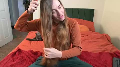 Snapshot of lilithoftrees chatting on 10.21.25 L online show from 10.21.25