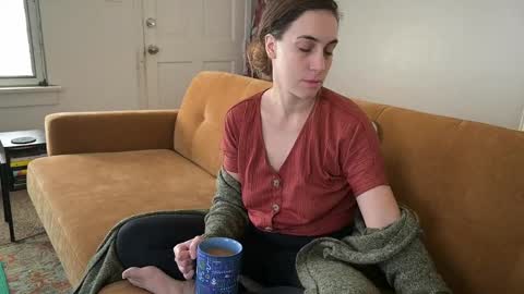 Snapshot of lilithoftrees chatting on 12.15.25 L online show from 12.15.25