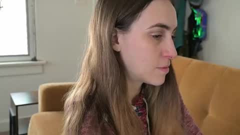 Snapshot of lilithoftrees chatting on 01.11.26 L online show from 01.11.26