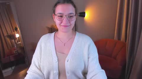 Snapshot of lilitpsychologist chatting on 03.04.25 lilitpsychologist online show from 03.04.25