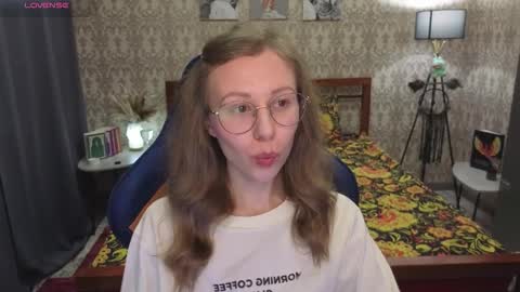 Snapshot of lill_mary chatting on 02.06.26 Maria online show from 02.06.26