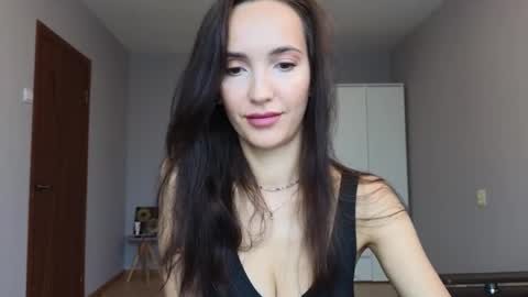 Lillian online show from 09.18.25