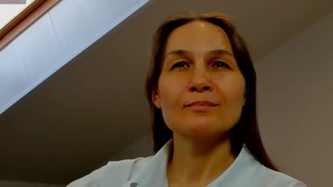 lillian_white1 online show from 02.13.25