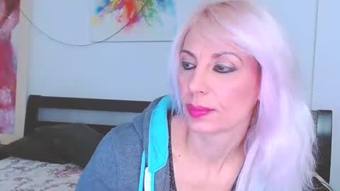 Lara online show from 02.16.25