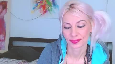 Lara online show from 02.16.25