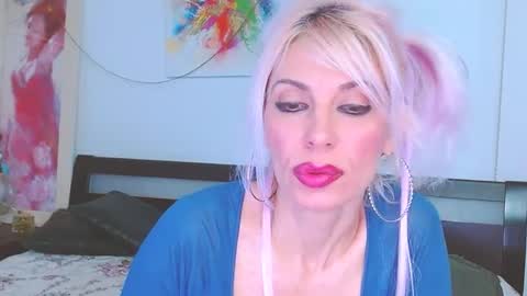 Lara online show from 03.07.25