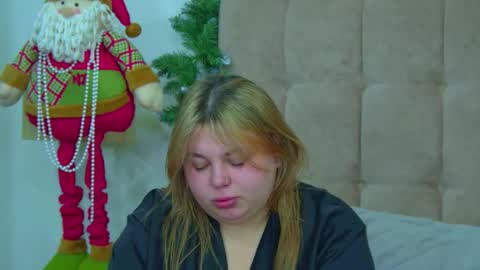 LillianHaig online show from 12.21.25