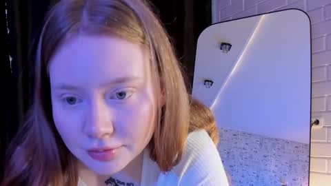 lillie_berry online show from 10.09.25