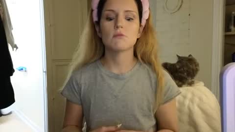Snapshot of lilly_adams88 chatting on 06.27.26 lilly_adams88 online show from 06.27.26