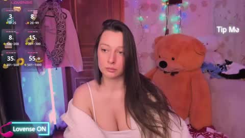 Lilly  online show from 03.08.25