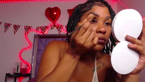 Queen Qos.  online show from 09.15.25