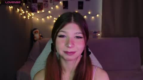 Snapshot of lilly_lilithh chatting on 08.07.26 Lilith online show from 08.07.26