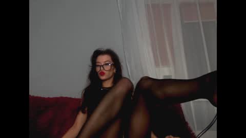 Snapshot of lillyerikson chatting on 01.12.25 lillyerikson online show from 01.12.25