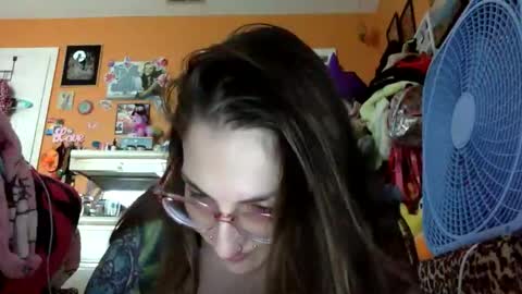 hi guys im back on here 3 online show from 01.08.26