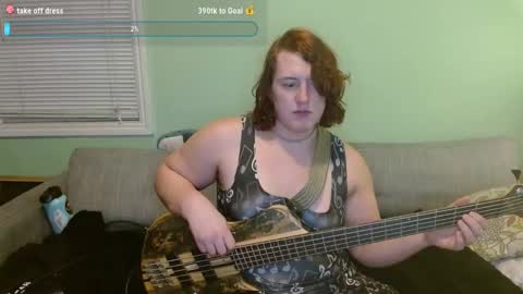 Snapshot of lillylustcious chatting on 01.12.25 Lilly Lustcious online show from 01.12.25