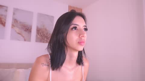 Snapshot of lillythompson_ chatting on 01.24.25 Lilly Thompson online show from 01.24.25