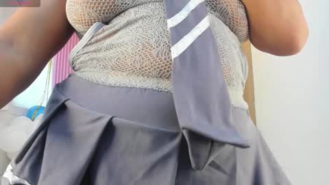 Snapshot of lillyy16 chatting on 10.07.25 lillyy16 online show from 10.07.25