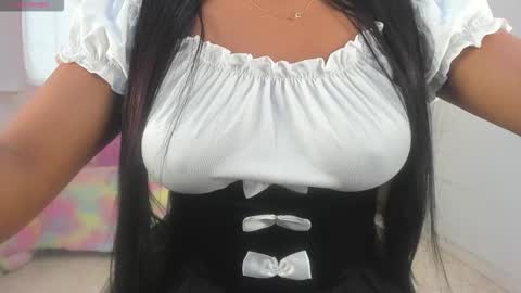 Snapshot of lillyy16 chatting on 11.12.25 lillyy16 online show from 11.12.25