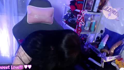 Lilo  online show from 02.16.25