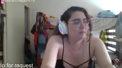 lilsuccubusvicky online show from 01.20.25