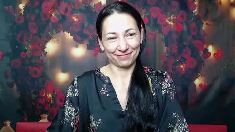 lilugrants online show from 02.03.25