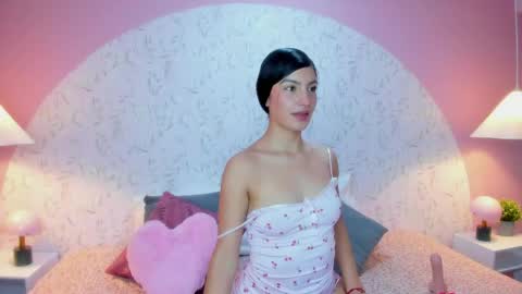 Snapshot of lily__10 chatting on 04.25.26 Lily online show from 04.25.26