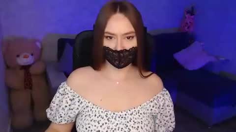 lily_baker_ online show from 05.29.26
