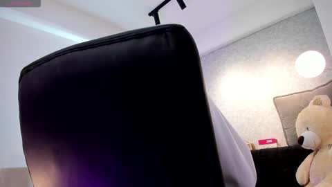 lily_cash1 online show from 02.17.26