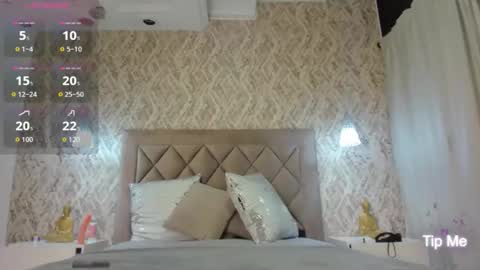 Lily Cooper online show from 09.26.25