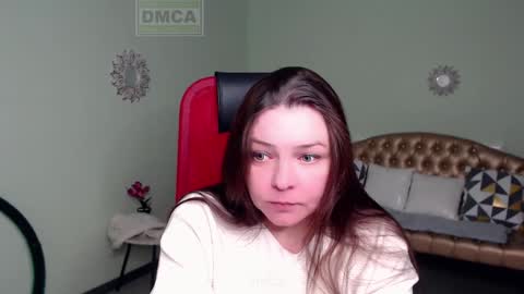 Lily online show from 02.06.25