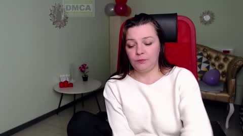 Lily online show from 02.20.25