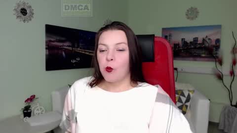 Lily online show from 12.15.25