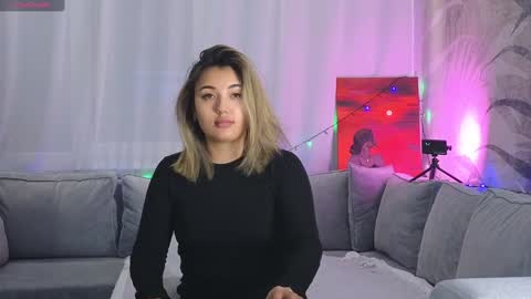 Lily online show from 01.05.25