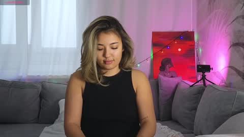 Lily online show from 01.10.25