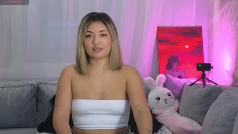 Lily online show from 01.17.25