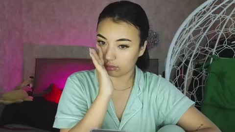 Lily online show from 10.21.25