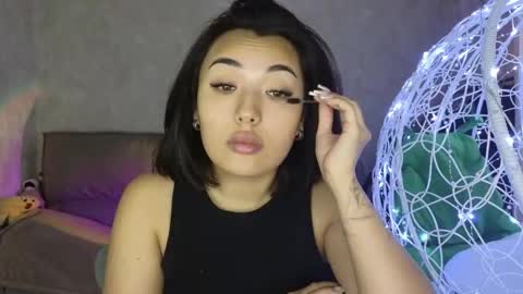 Lily online show from 11.11.25