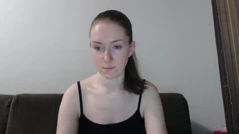 lily_love_x online show from 04.03.26