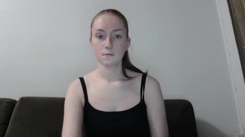 lily_love_x online show from 04.09.26