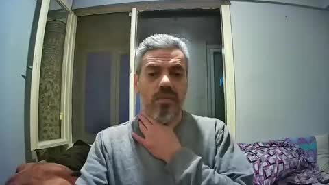 Snapshot of lily_lovelyman_ chatting on 12.25.24 lily lovelyman online show from 12.25.24