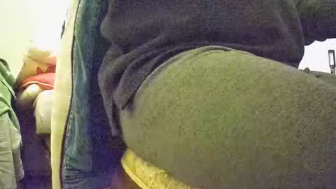 Snapshot of lily_lovelyman_ chatting on 10.20.25 lily lovelyman online show from 10.20.25