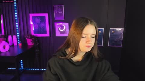 Lily online show from 12.12.24