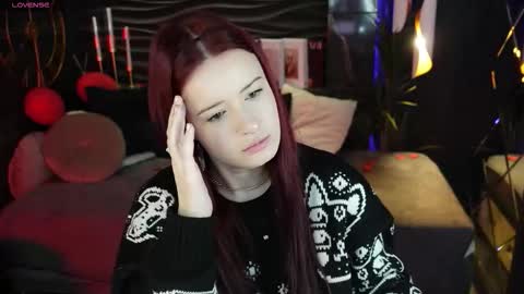 Snapshot of lily_moonlight chatting on 02.21.26 Lily online show from 02.21.26