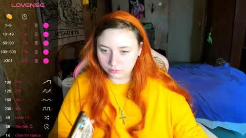 Snapshot of lily_shamy chatting on 05.28.26 Alice online show from 05.28.26