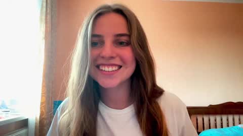 Lily online show from 02.07.25