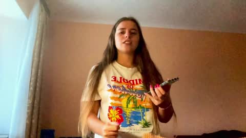 Lily online show from 02.08.25