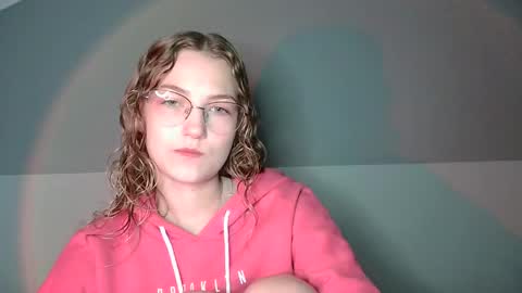 small lily online show from 09.15.25